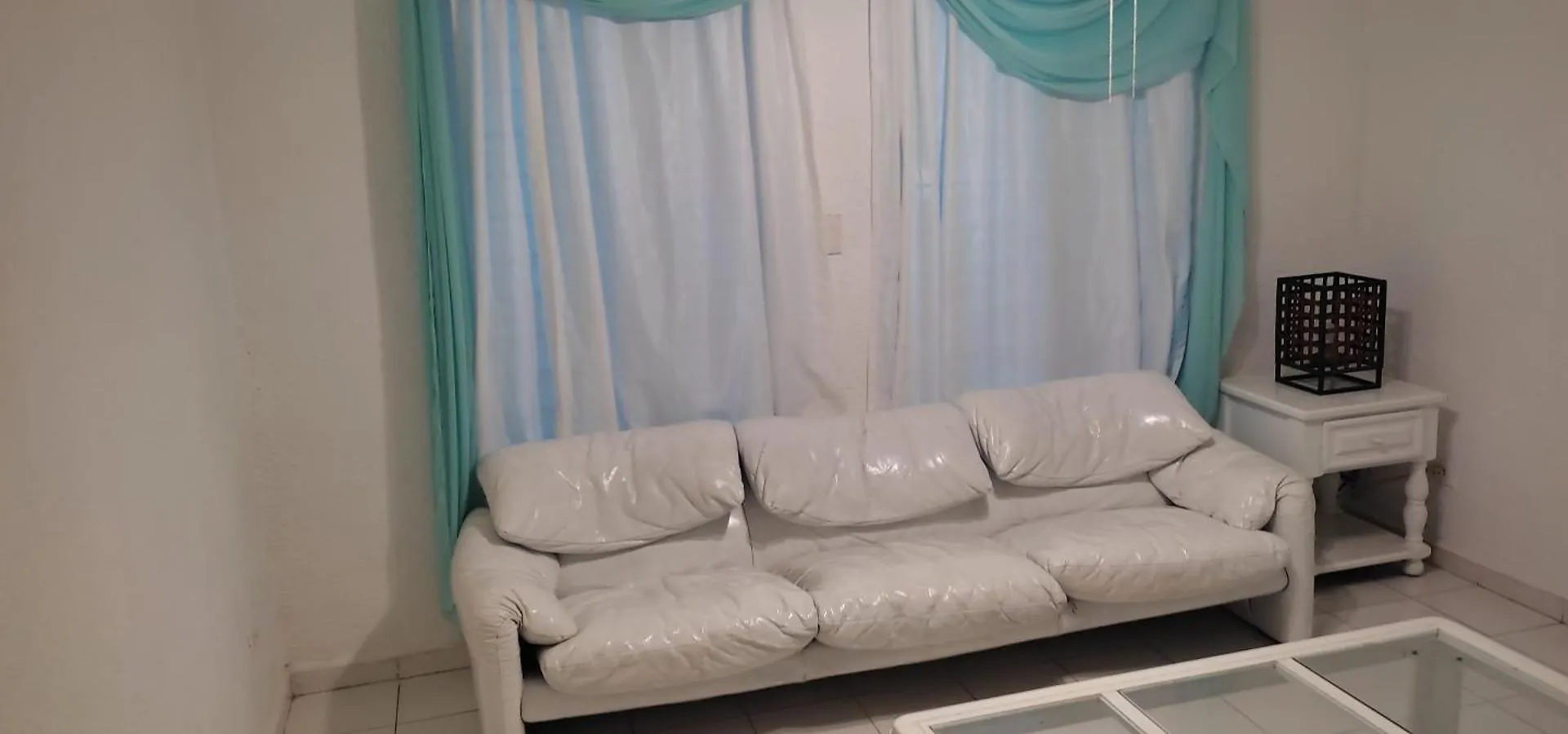 Cancun Villa Turquesa, amplia, excelente ubicación. Apartamento